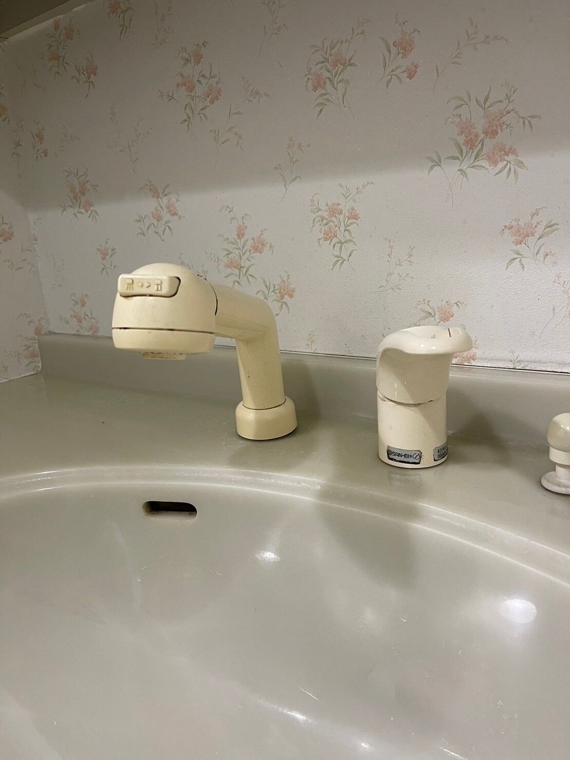 画像0：洗面水栓取付